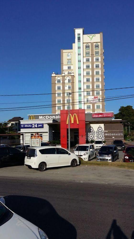 เดอ เวียนา โฮเต็ล แอนด์ อพาร์ตเมนต์ Hotel โกตาบารู ภายนอก รูปภาพ