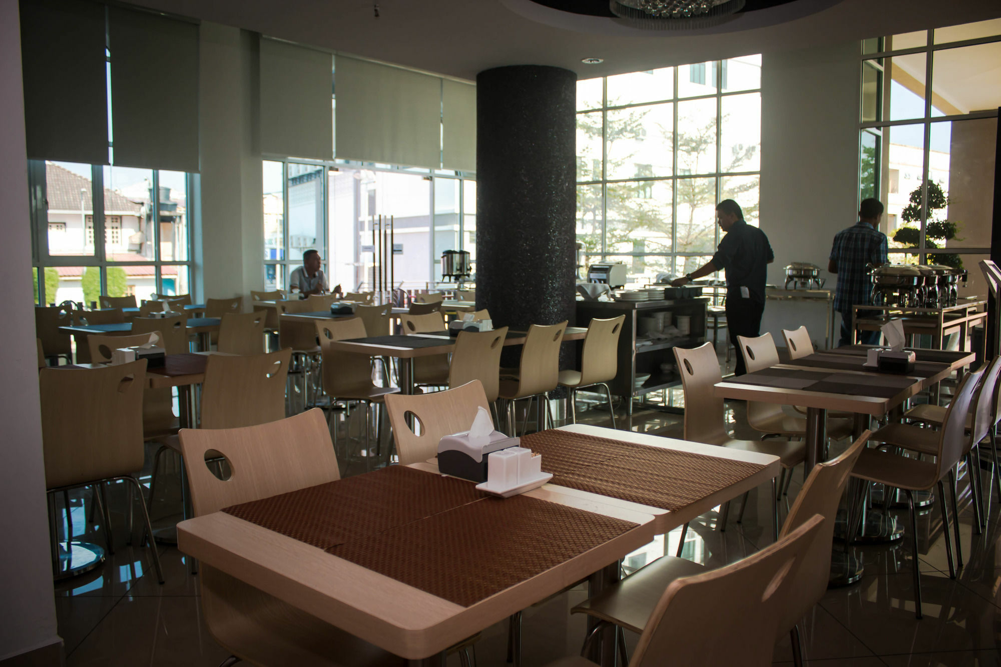 เดอ เวียนา โฮเต็ล แอนด์ อพาร์ตเมนต์ Hotel โกตาบารู ภายนอก รูปภาพ